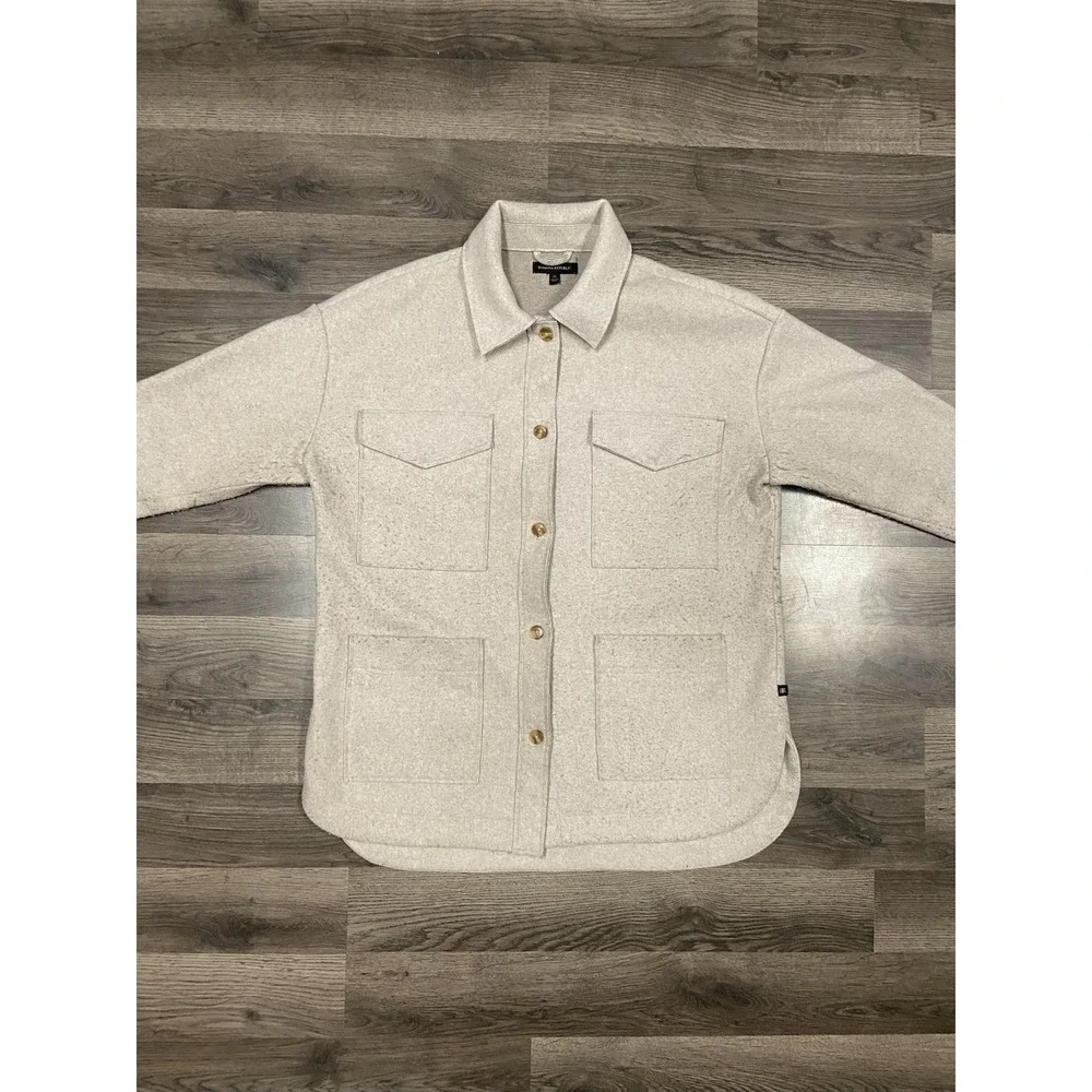 Banana Republic Chore Jacket Size Medium Beige Mid-Length‎ Button Front
